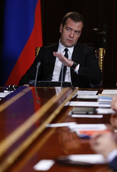 Dmitry Medvedev meets with his deputies