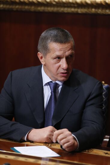 Dmitry Medvedev meets with his deputies