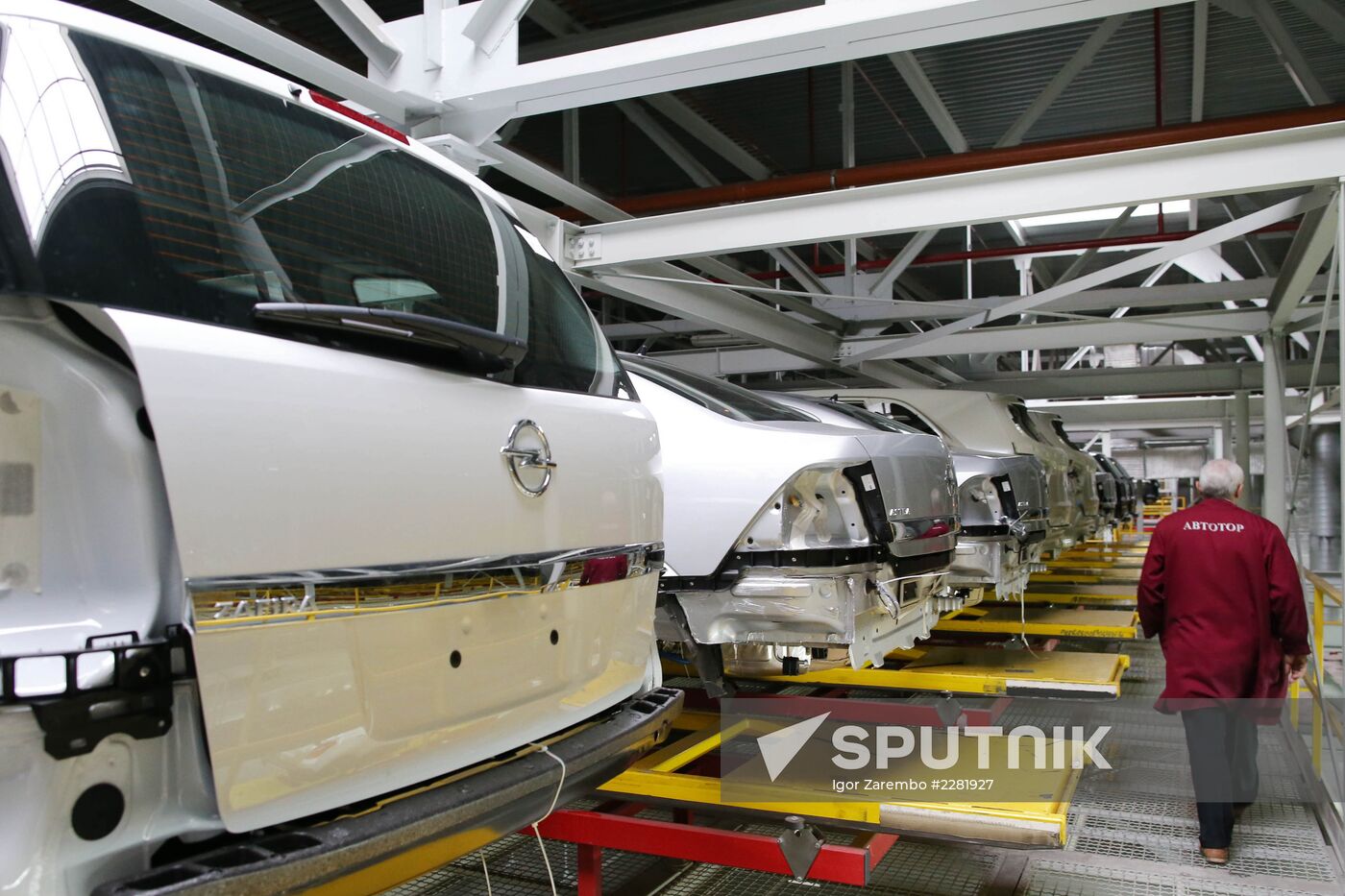 Vehicle Assembly at 'Avtotor' plant