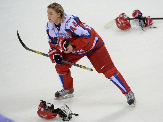 Ice hockey. Women. Russia vs. Canada friendly match