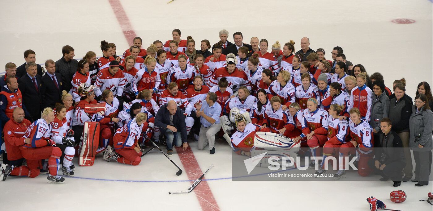 Ice hockey. Women. Russia vs. Canada friendly match