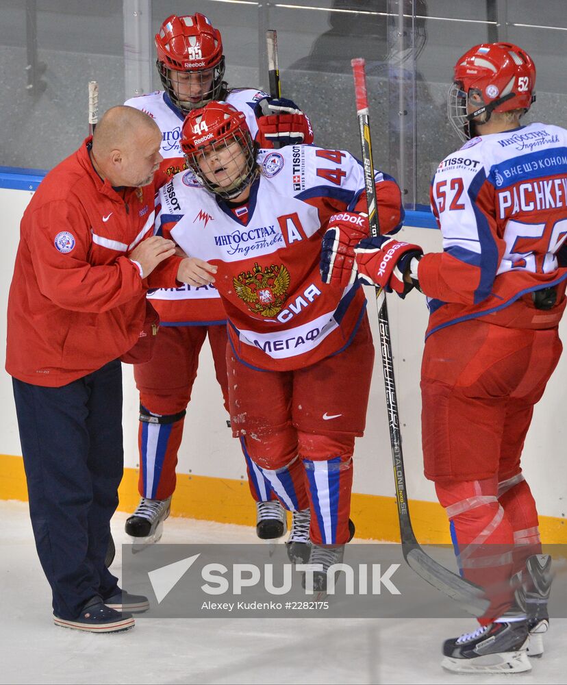 Ice hockey. Women. Russia vs. Canada friendly match