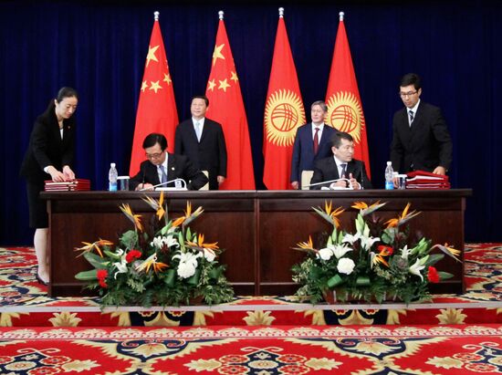 Chinese president on official visit to Kyrgyzstan. Day Two