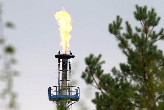 Druzhba refinery and oil pipeline