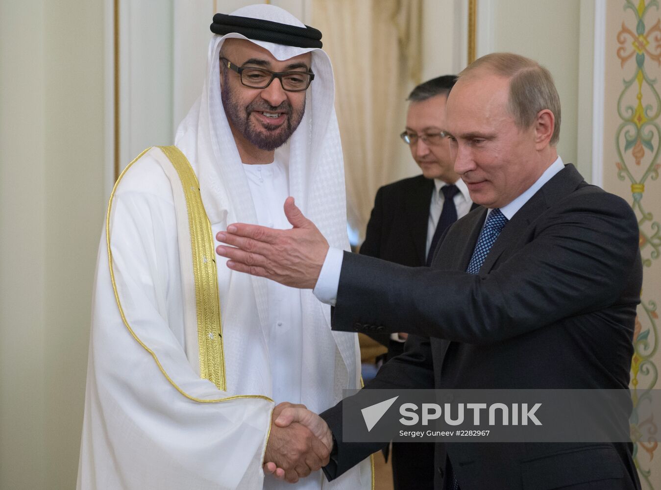 Vladimir Putin meets with Mohammed bin Zayed Al Nahyan
