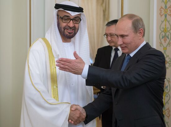 Vladimir Putin meets with Mohammed bin Zayed Al Nahyan