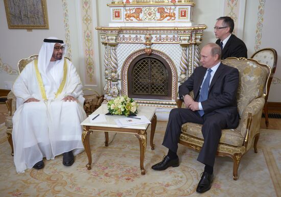 Vladimir Putin meets with Mohammed bin Zayed Al Nahyan
