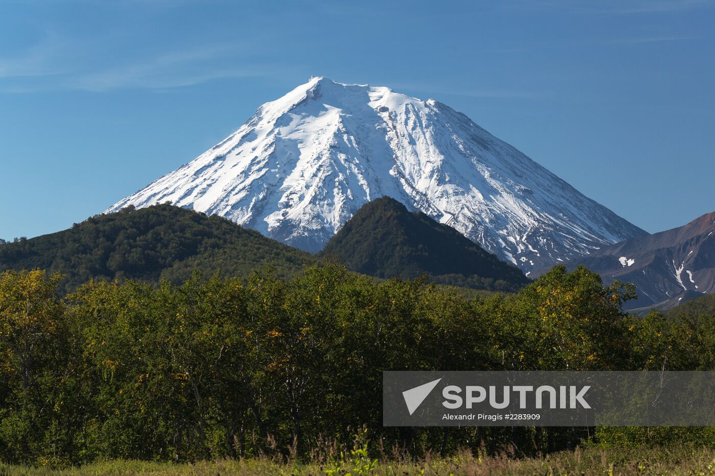Volcanoes of Kamchatka nature park