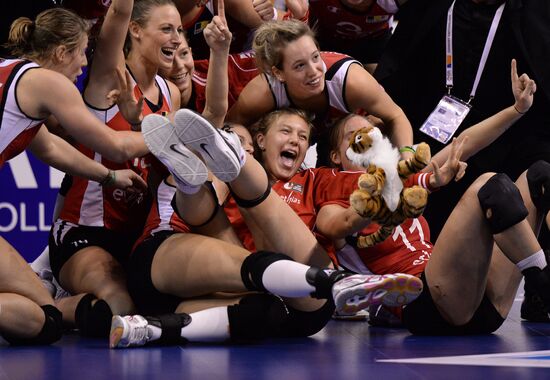 Women's European Volleyball Championship. Bronze medal match