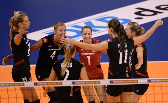 European Women's Volleyball Championship. Finals