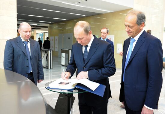 Vladimir Putin visits Russian International Olympic University