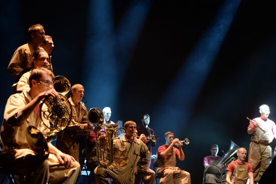 Season opens in Yermolova Theater