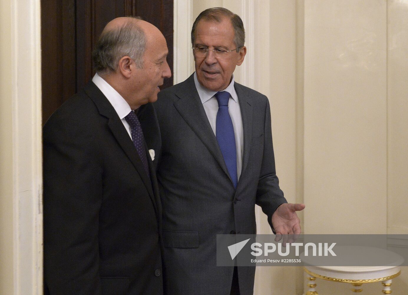 Russian, French Foreign Ministers meet in Moscow