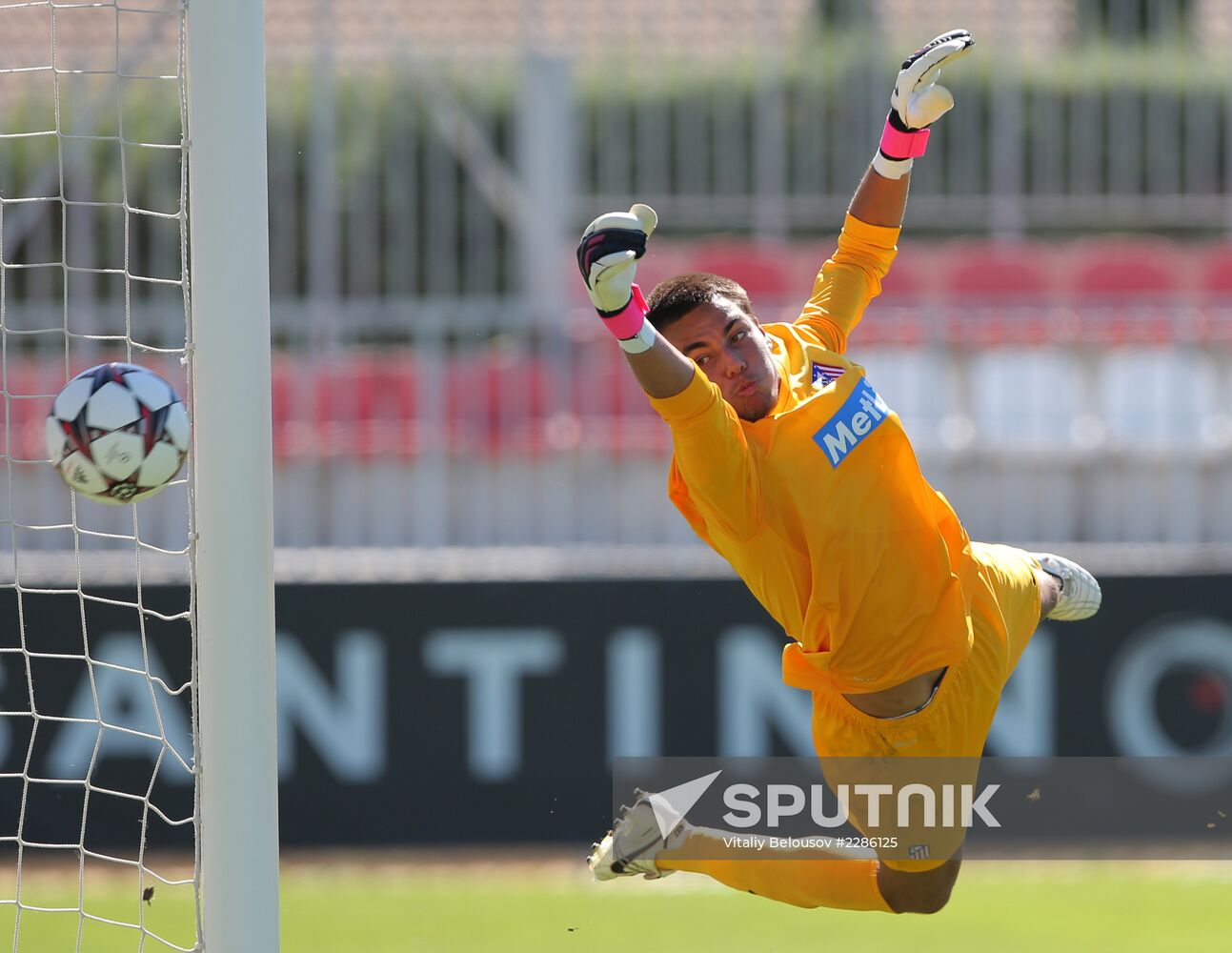 Football. Junior Champions League. Atletico vs. Zenit