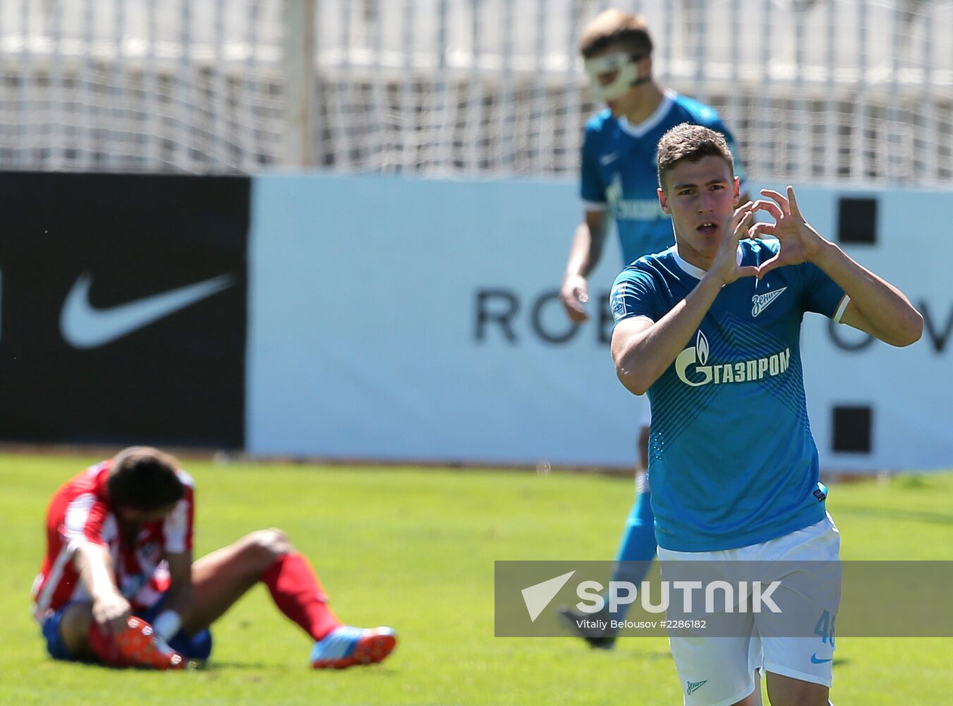 Football. Junior Champions League. Atletico vs. Zenit