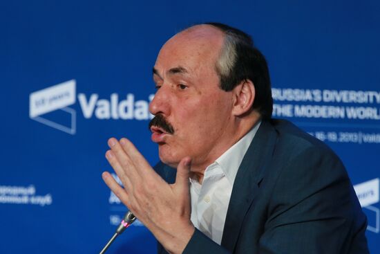 Svetlana Mironyuk at meeting of Valdai Discussion Club