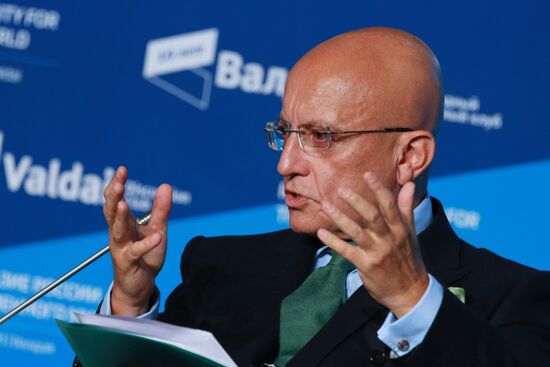 Svetlana Mironyuk at meeting of Valdai Discussion Club