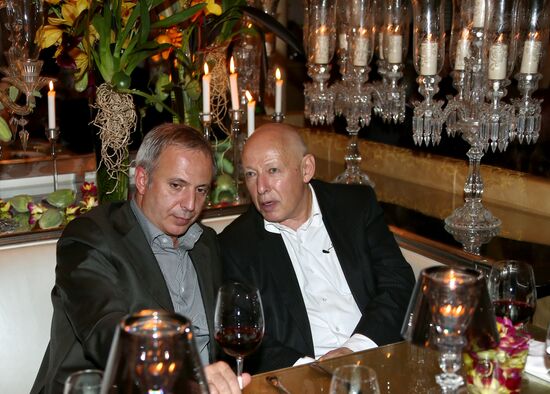 Vadim Zakharov's exhibition kick-off dinner