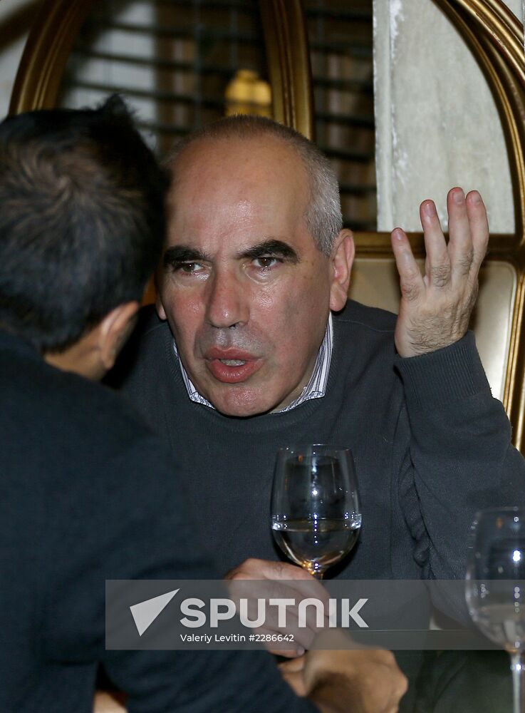 Vadim Zakharov's exhibition kick-off dinner