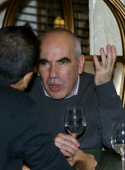 Vadim Zakharov's exhibition kick-off dinner