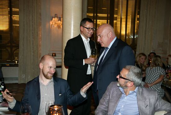 Vadim Zakharov's exhibition kick-off dinner