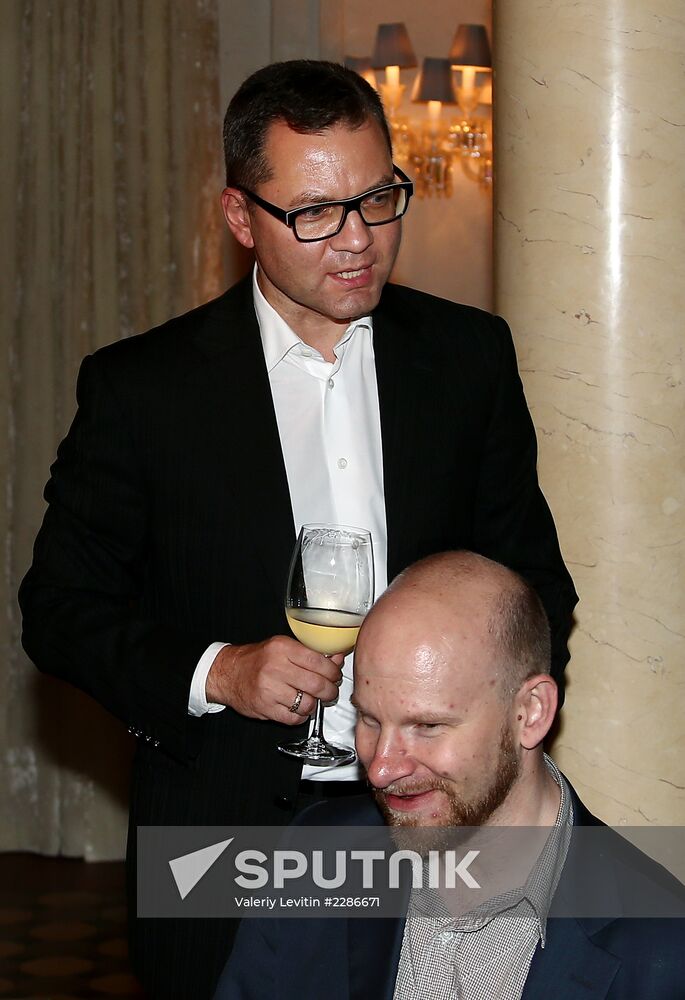 Vadim Zakharov's exhibition kick-off dinner