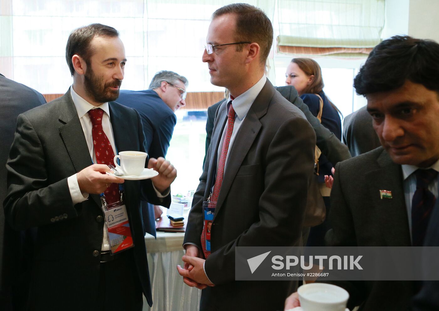 Svetlana Mironyuk at meeting of Valdai Discussion Club