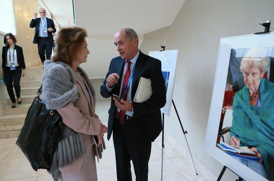 Svetlana Mironyuk at meeting of Valdai Discussion Club