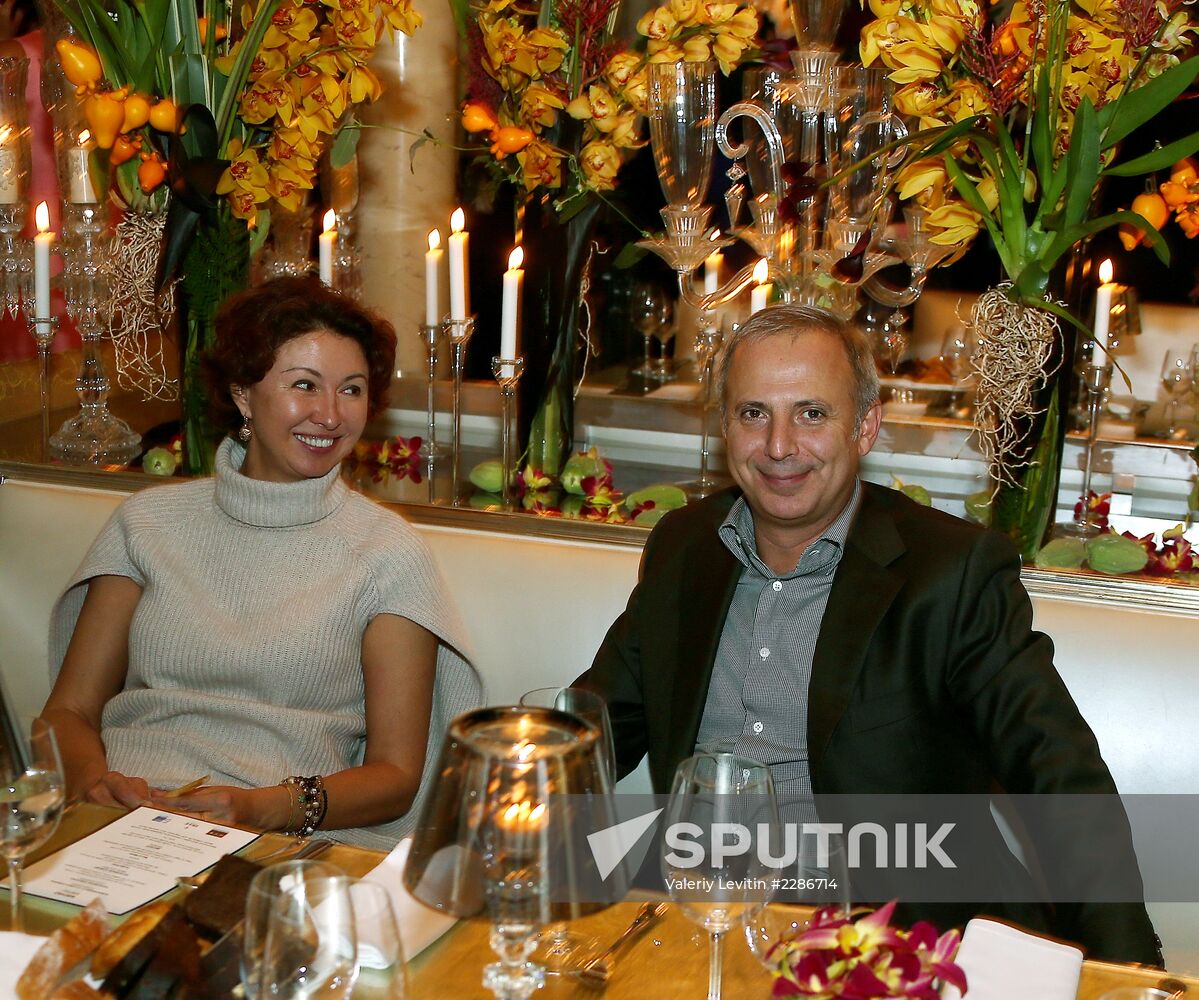 Vadim Zakharov's exhibition kick-off dinner