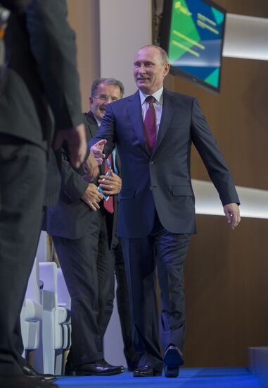 Svetlana Mironyuk at meeting of Valdai Discussion Club