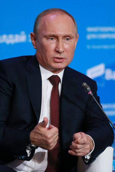 Svetlana Mironyuk at meeting of Valdai Discussion Club