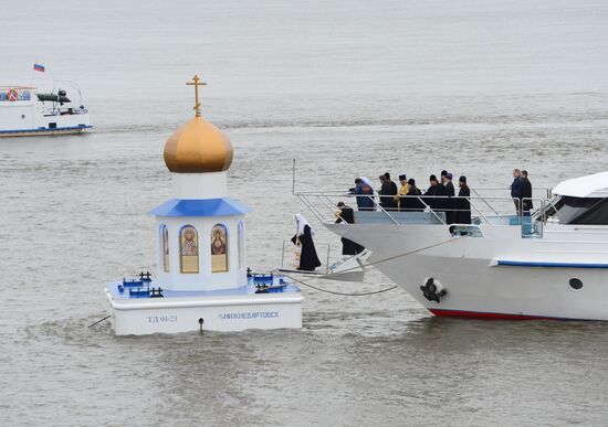 Consecration of floating chapel at junction of Irtysh and Ob