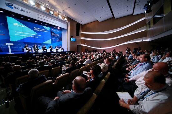 Svetlana Mironyuk at meeting of Valdai Discussion Club