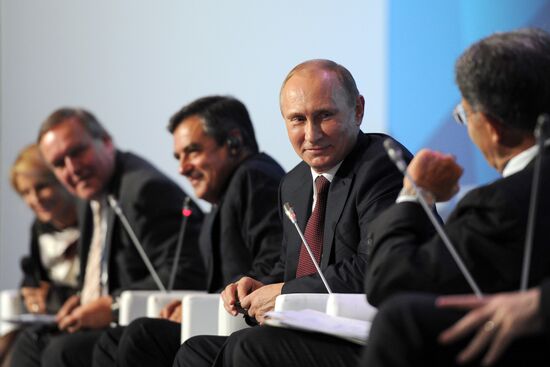 Svetlana Mironyuk at meeting of Valdai Discussion Club