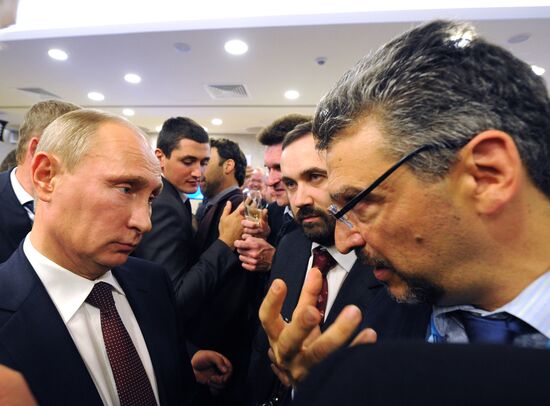 Svetlana Mironyuk at meeting of Valdai Discussion Club