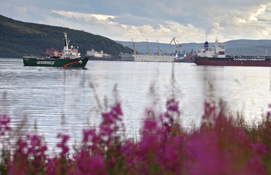 Greenpeace ship Arctic Sunrise seized by Russian coast guard