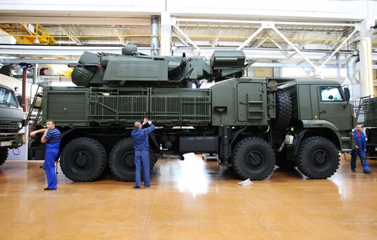 Dmitry Rogozin visits Scheglovsky Val