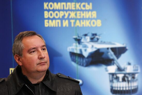 Dmitry Rogozin visits Scheglovsky Val