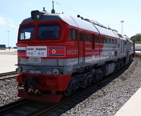 Opening of railroad section between Khasan and Rajin stations