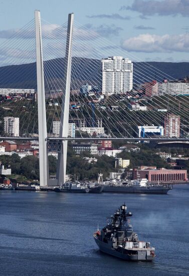 Pacific Fleet ships come back