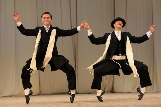 Premiere of 77th season of Igor Moiseyev Dance Ensemble