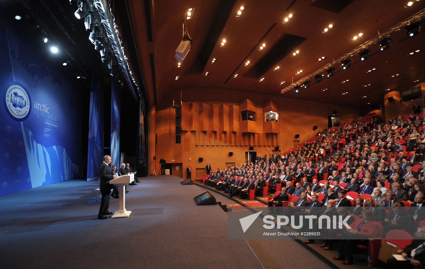 Vladimir Putin at International Arctic Forum in Salekhard