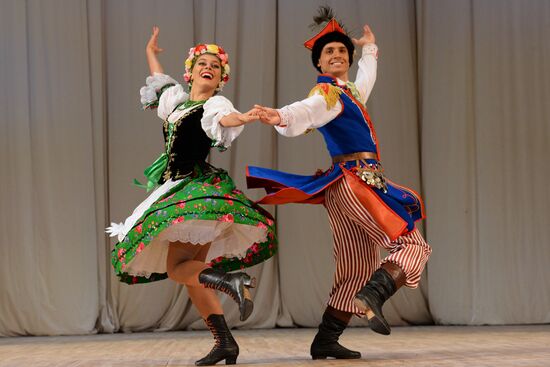 Premiere of 77th season of Igor Moiseyev Dance Ensemble