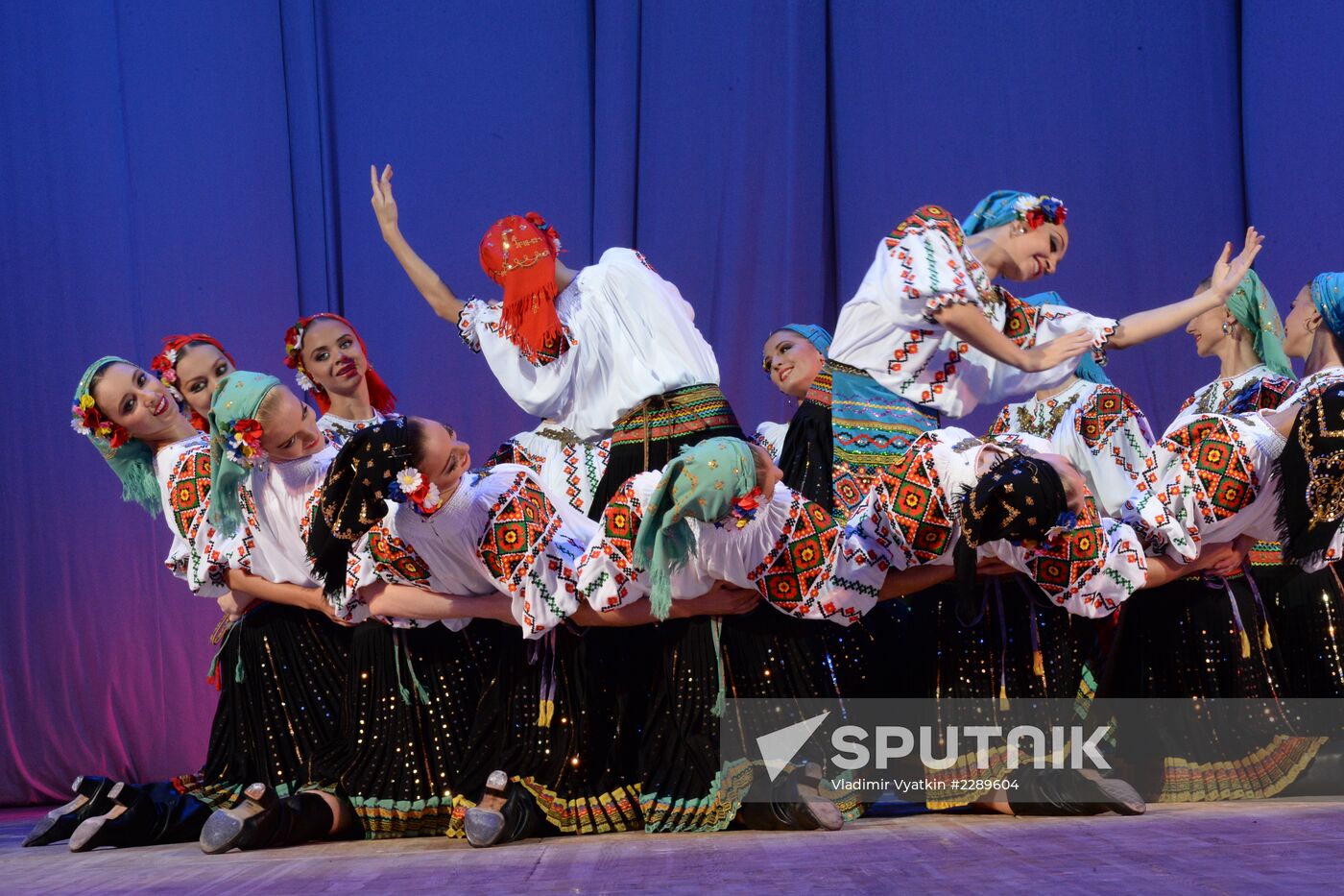 Premiere of 77th season of Igor Moiseyev Dance Ensemble