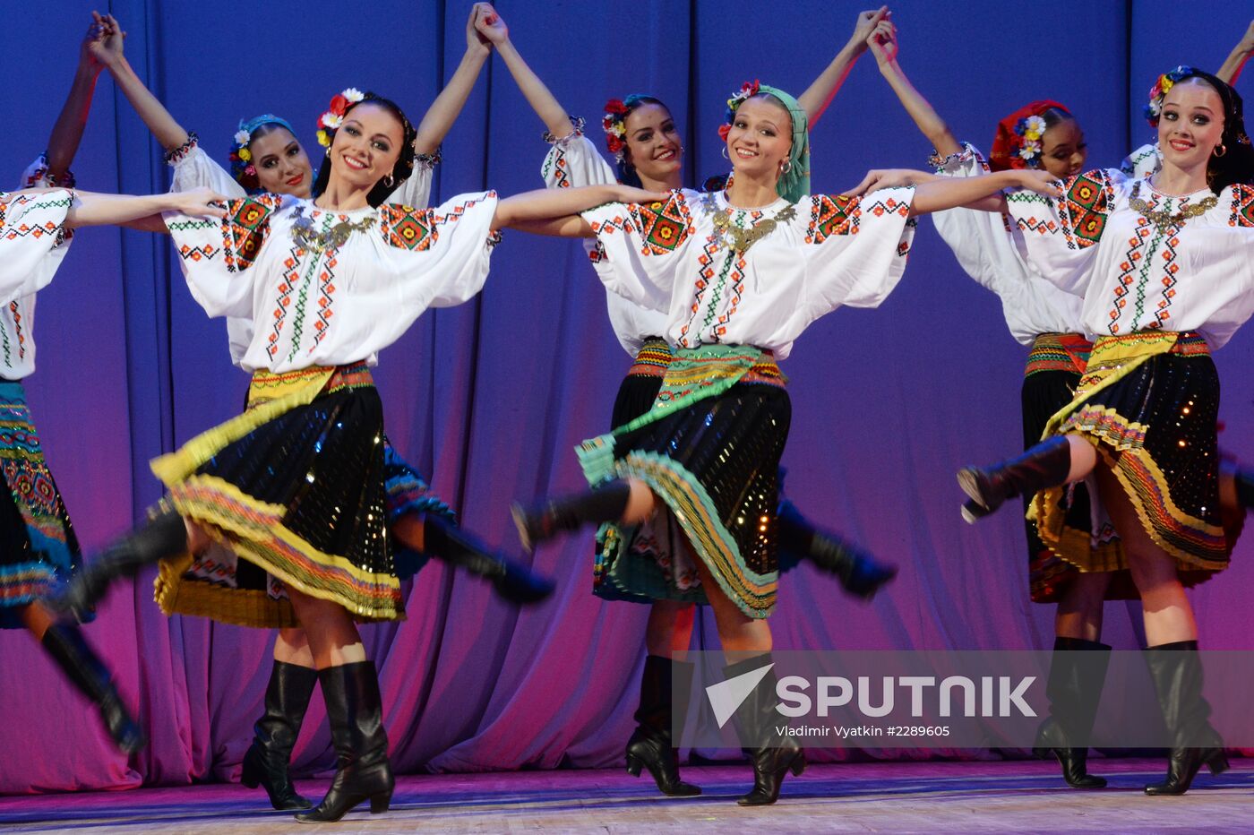 Premiere of 77th season of Igor Moiseyev Dance Ensemble