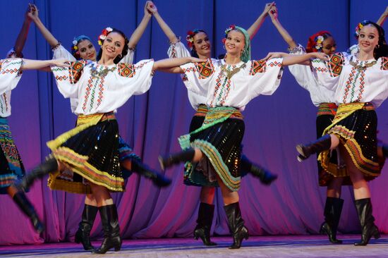 Premiere of 77th season of Igor Moiseyev Dance Ensemble