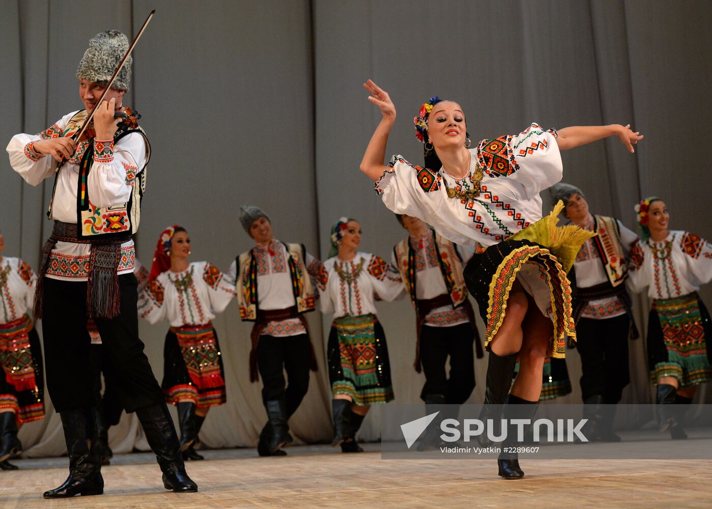 Premiere of 77th season of Igor Moiseyev Dance Ensemble