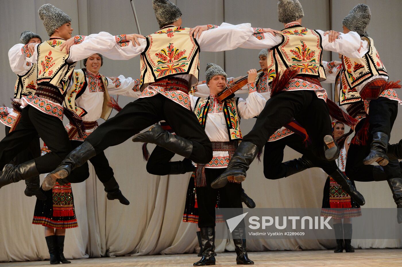 Premiere of 77th season of Igor Moiseyev Dance Ensemble