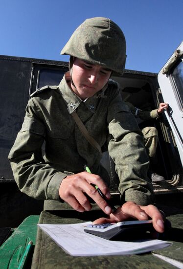 Artillery units in training in Primorye Territory