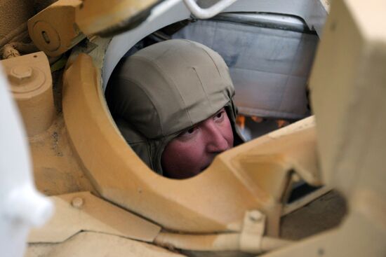Russian Expo Arms 2013